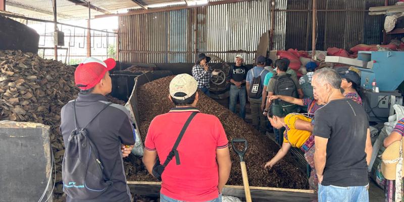 Impulsan prácticas agropecuarias sostenibles en Sacatepéquez 