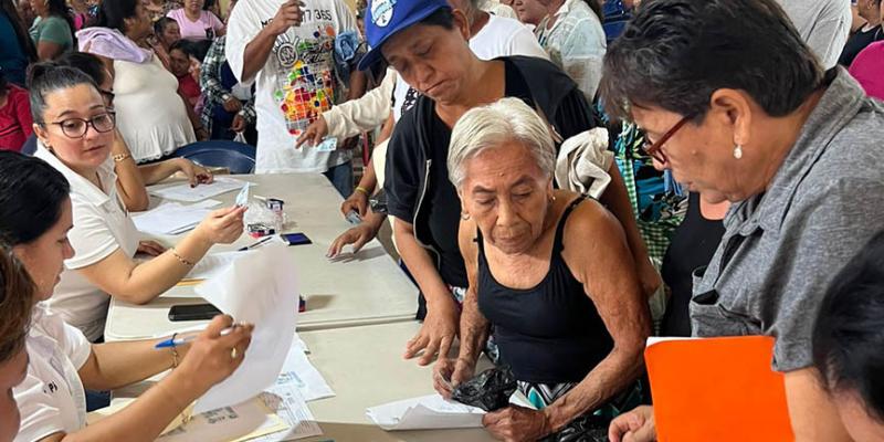 Inicia entrega de alimentos en Estanzuela  