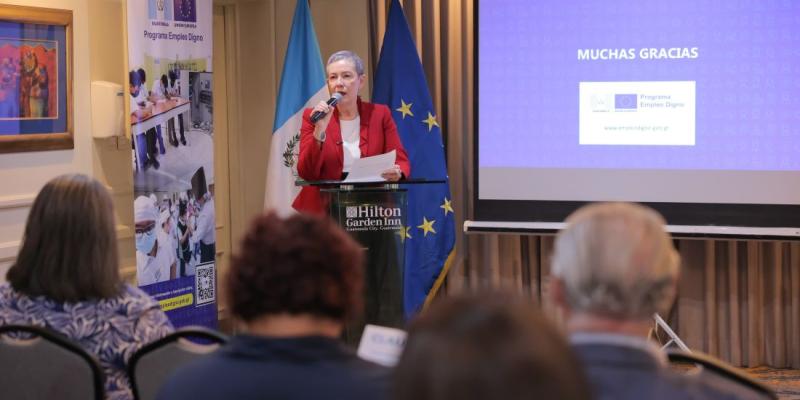La estrategia, aún perfectible, busca abrir oportunidades reales tanto para las empresas como para los trabajadores. 