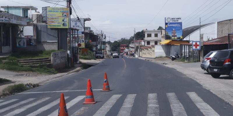 Caminos dignos para más de 99 mil vecinos: CIV supervisa tramos en Sololá para reactivar el desarrollo económico