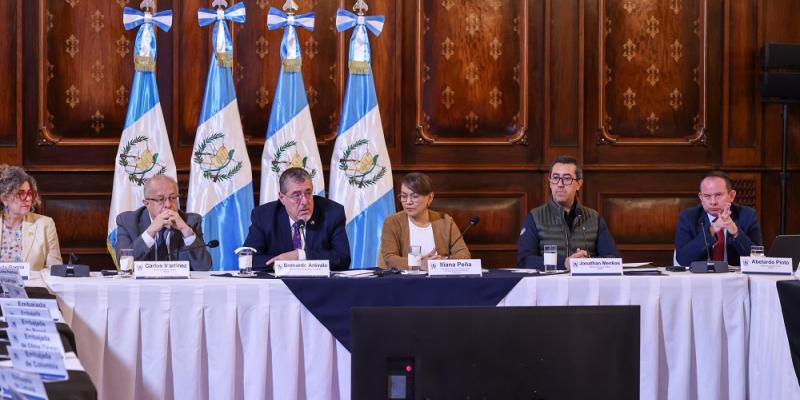 Gobierno presenta a cooperantes la “Acción por el Desarrollo Socioeconómico de Guatemala”