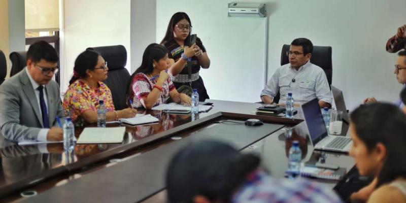 CIV mantiene diálogo con comunidades sobre obras y asignación de recursos