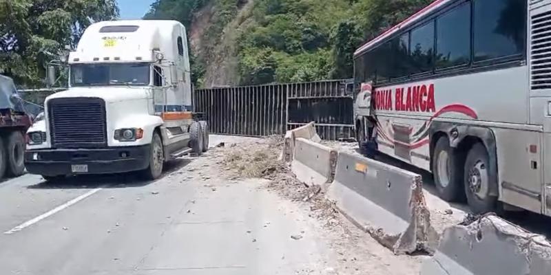 Comprometidos con tu seguridad: Provial brinda apoyo tras incidente en ruta al Atlántico