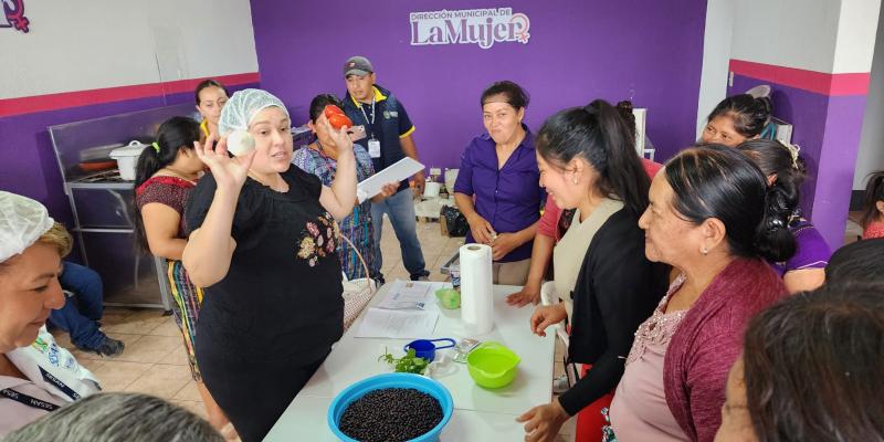 Promueven educación alimentaria en San Raymundo