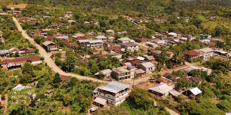 Fotografía del INDE sobre electrificación rural. 