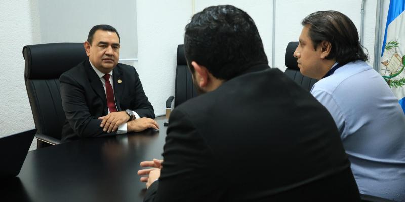 La DGT avanza con transparencia y compromiso para agilizar trámites y fortalecer la atención a los usuarios
