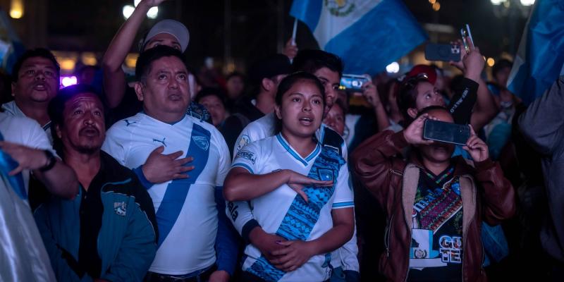  Azul y Blanco 