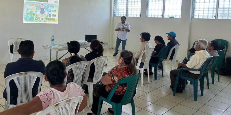 Brindan capacitación sobre manejo responsable de productos fitosanitarios