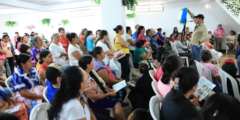 Equipo y capacitación fortalece la agricultura de Santa Lucía Los Ocotes