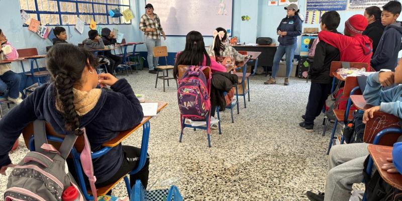 Promueven alimentación saludable y técnicas de siembra en escuela de Totonicapán