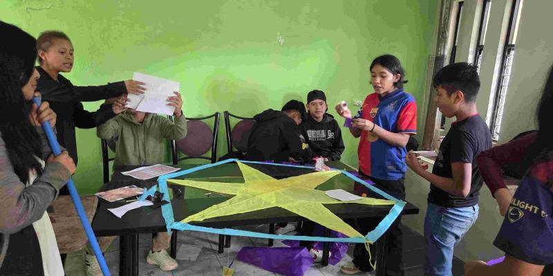 Jóvenes fortalecen el vínculo ancestral