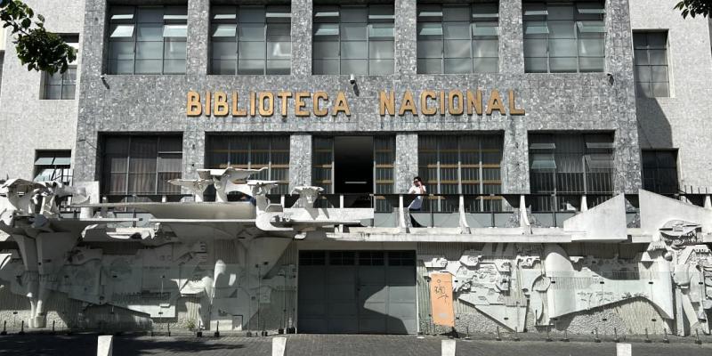 Guatemala celebra 65 años de resguardo de su historia en la Hemeroteca Nacional