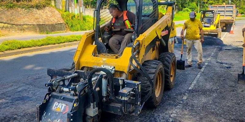 Trabajamos en Carretera a El Salvador para beneficio de miles de usuarios