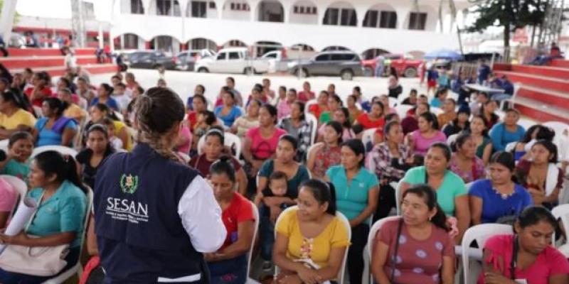 ¿Qué es la Comunicación para el Cambio Social y de Comportamiento en la iniciativa Mano a Mano?
