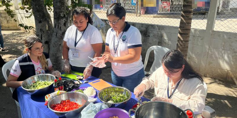 Familias de Estanzuela aprenden a nutrir mejor a sus hijos en el Club de Nutrición