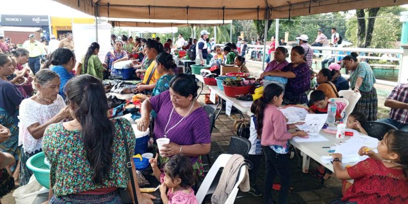 Feria del Agricultor promueve el comercio en Alta Verapaz 