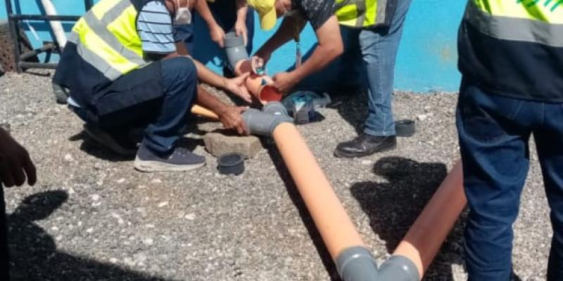 Esta actividad formativa contribuye directamente al desarrollo profesional de los colaboradores, permitiéndoles adquirir nuevas habilidades que les ayudarán a desempeñar sus funciones de manera más eficiente y con mayor calidad.