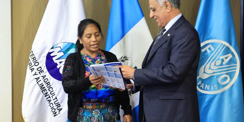 Presentan guía que vincula la agricultura familiar con la nutrición