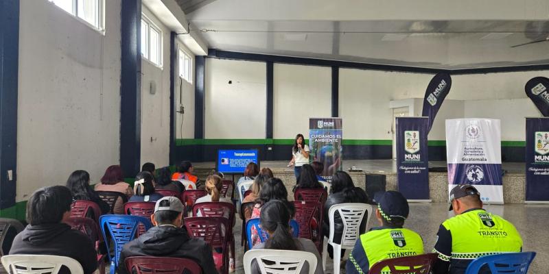 Capacitación fortalece atención de casos de bienestar animal en Villa Canales