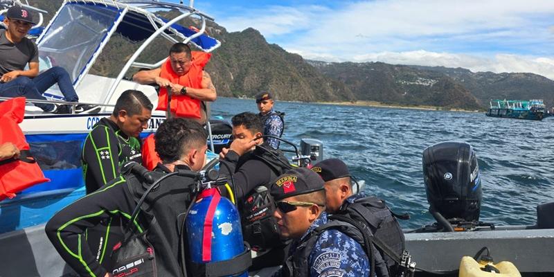 Ejército de Guatemala atiende emergencia acuática en Sololá.