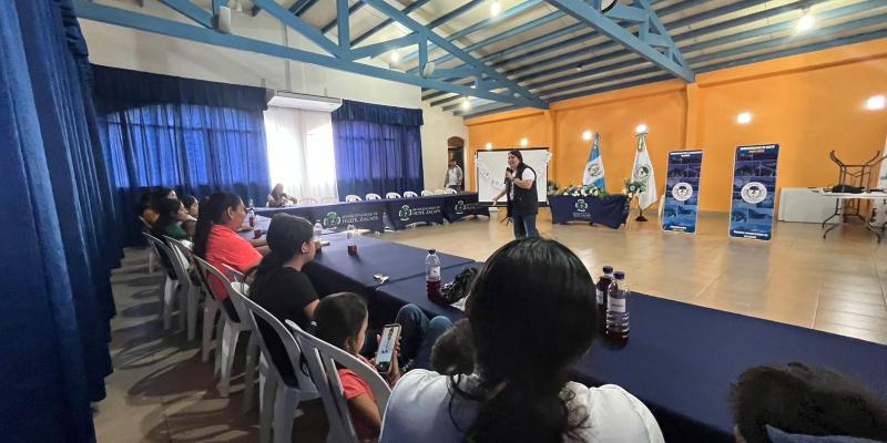 Inauguran Club de la Nutrición en Huite