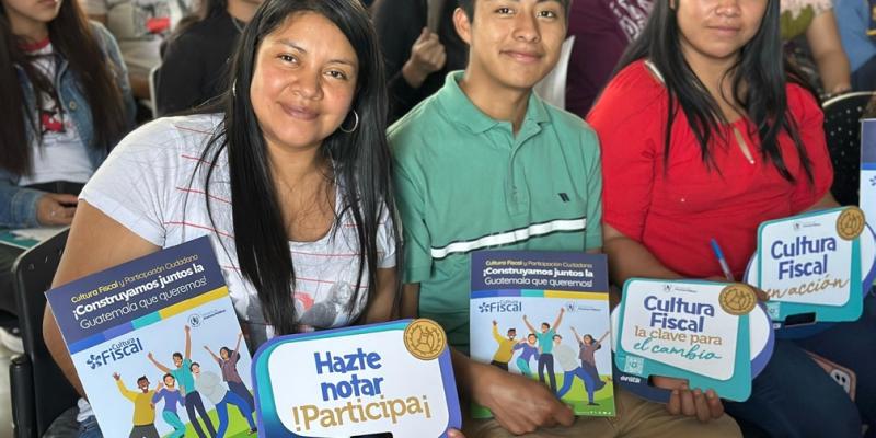 Programa Cultura Fiscal capacita a más de 19 mil jóvenes durante 2025