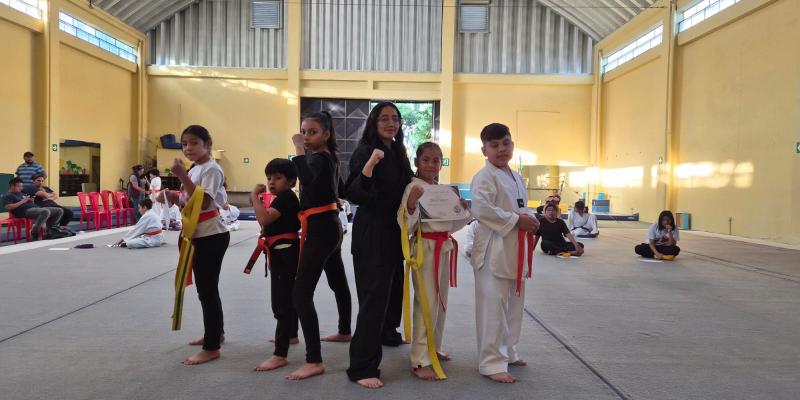 Cursos gratuitos de karate en el Parque Erick Barrondo promueven el bienestar integral