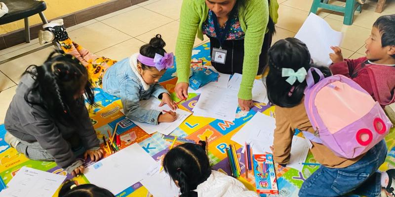 Taller sobre uso del idioma maya K'iche'. 