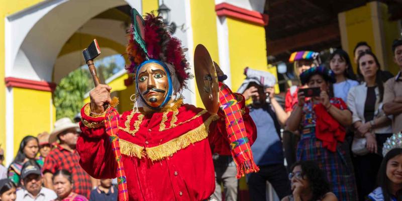 ¿Cómo se desarrolla el Rabinal Achi?