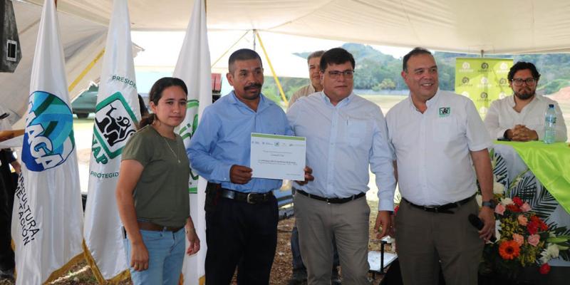 Entregan beneficios del PRE en la Reserva de la Biosfera Maya