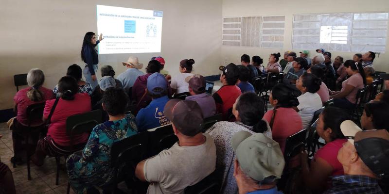 Nueva asociación productiva de San Miguel Petapa integra su Junta Directiva 