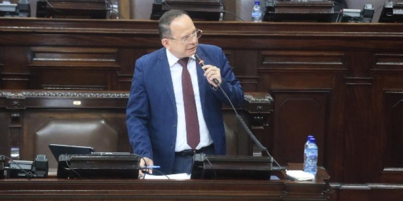Ministro en el Congreso