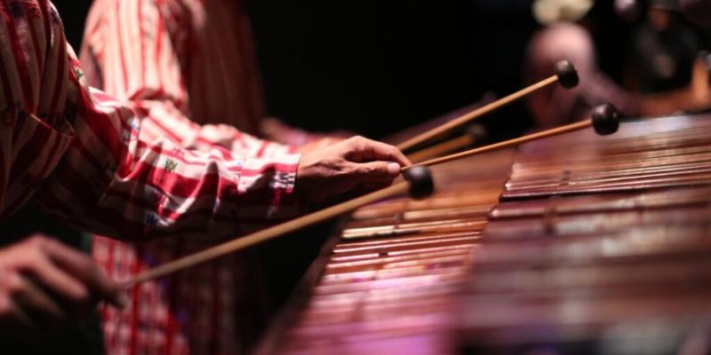 Conoce las curiosidades y orígenes de la Marimba