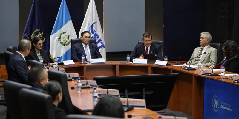 La Superintendencia de Telecomunicaciones y el Ministerio de Gobernación firman convenio interinstitucional para fortalecer la conectividad 
