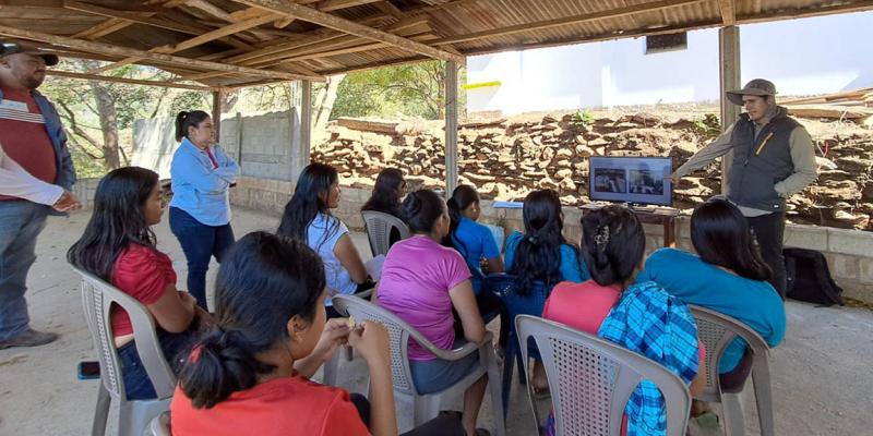 Crianza de conejos abre nuevas oportunidades para familias en El Progreso
