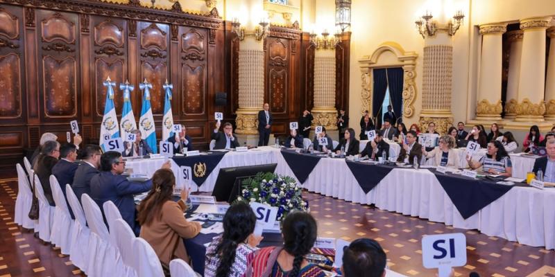 CONADUR revisa indicador de pobreza extrema para asignación de fondos municipales