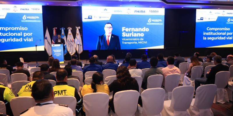 Congreso de Seguridad Vial reúne a autoridades y expertos para definir una ruta de acción
