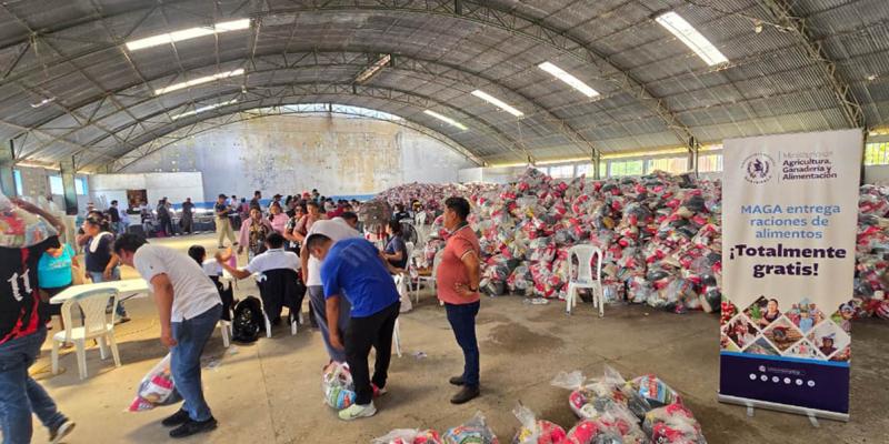 Apoyo alimentario llega a más de 19 mil familias en Petén