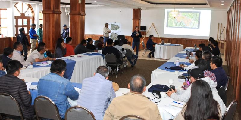 Aprenden cómo mejorar el manejo de los suelos y el agua en Quetzaltenango