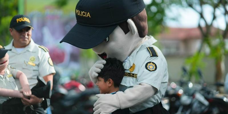 Más de 400 mil estudiantes participan en acciones preventivas de “Policía Tu Amigo”