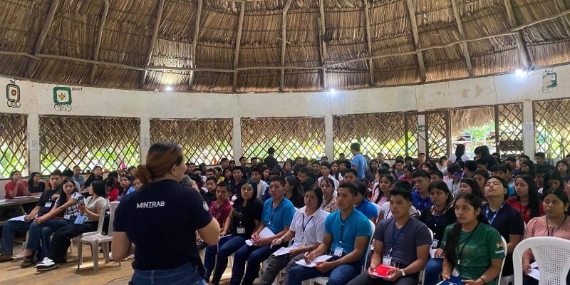 Mintrab brinda orientación laboral a 325 personas