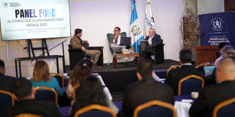 Los expositores fueron Matías Bianchi y Carmelo Gallardo. 