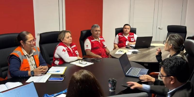 Fortalecen atención de emergencias en el Aeropuerto La Aurora